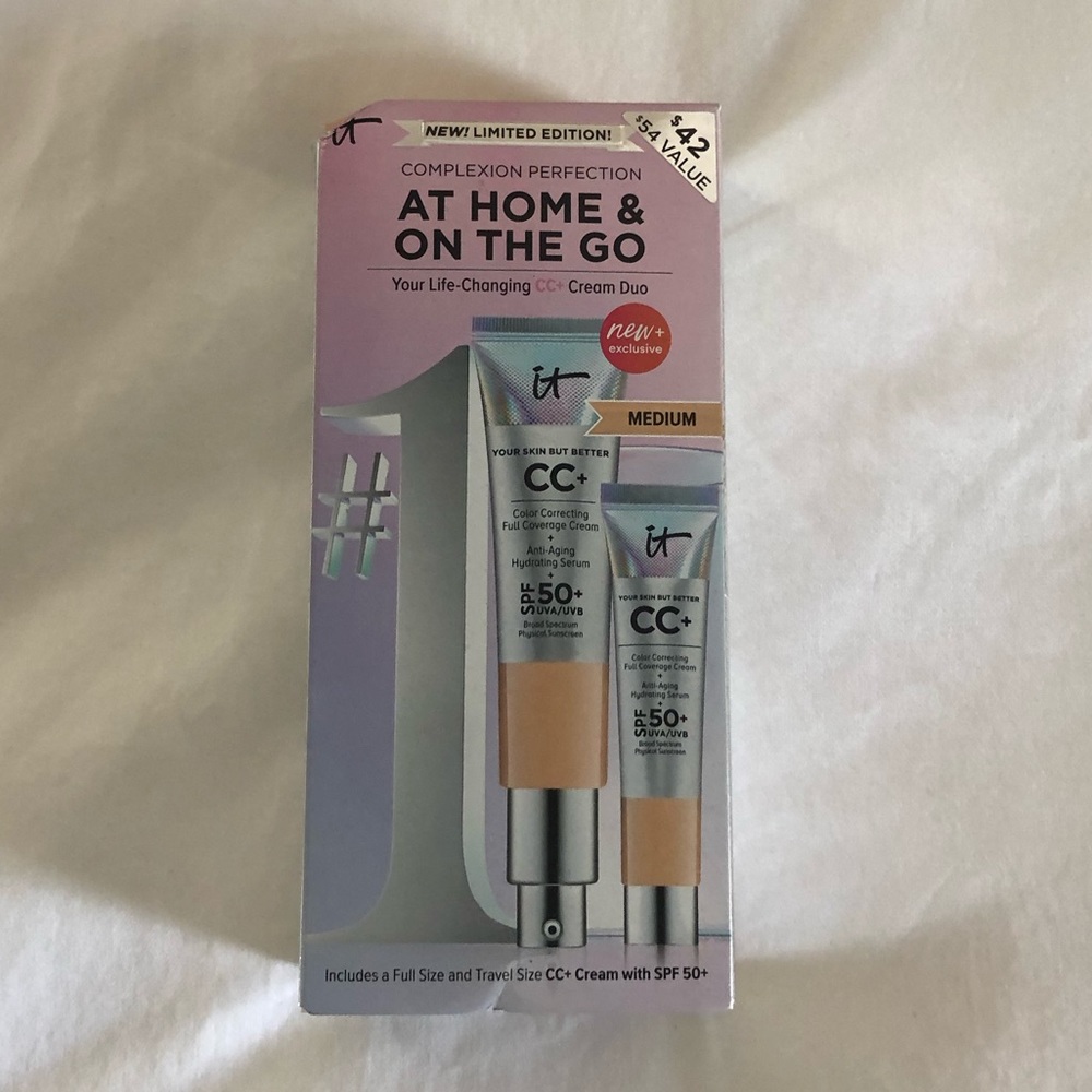 IT Cosmetics CC+ cream in medium. Full sz & travel